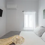 Venetian Suites 4 * Naxos City