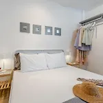 Venetian Suites 4 Lägenhet Naxos City