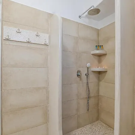 Apartment Venetian Suites Iv Naxos City