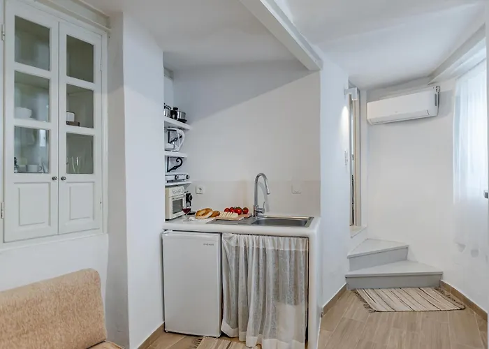 Venetian Suites 4 Lägenhet Naxos City